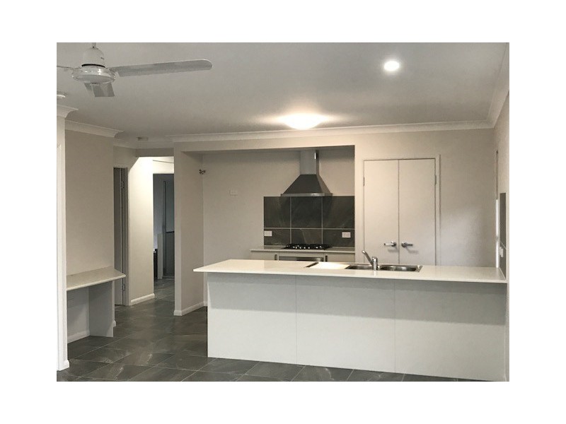 4 Delaware Green,, Mount Louisa QLD 4814