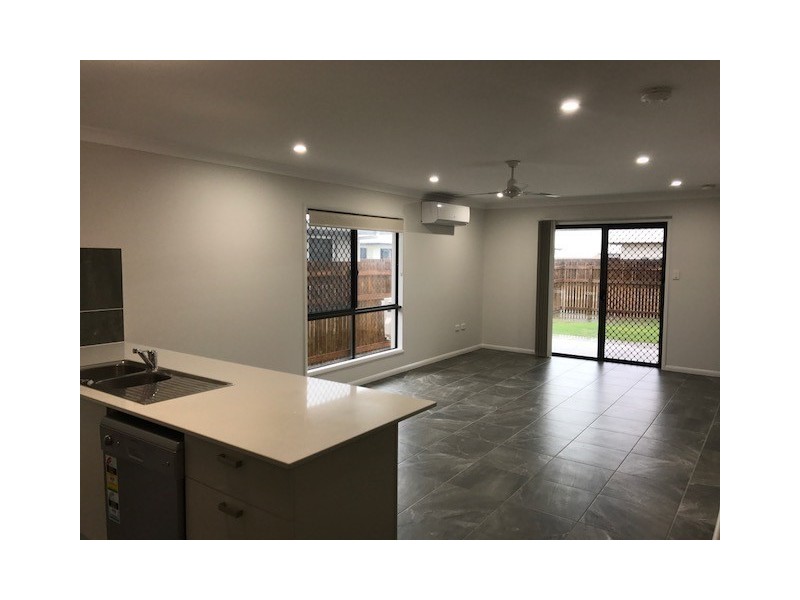 4 Delaware Green,, Mount Louisa QLD 4814