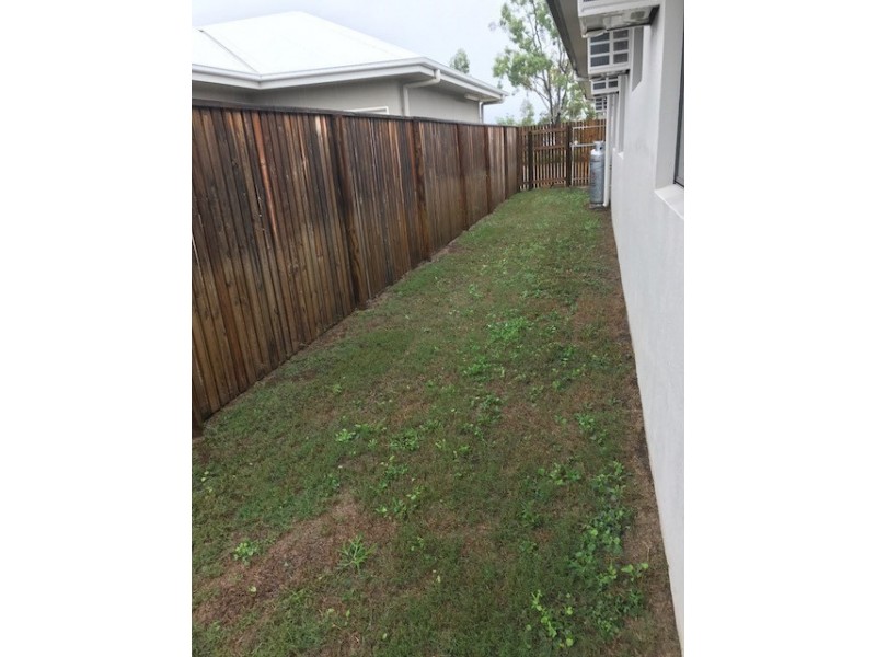 4 Delaware Green,, Mount Louisa QLD 4814