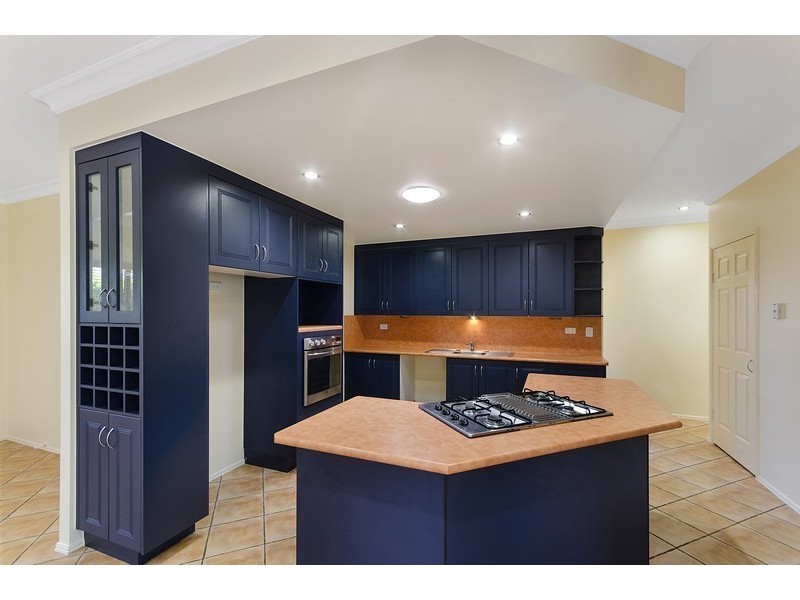 15 Steele Place, Kirwan QLD 4817