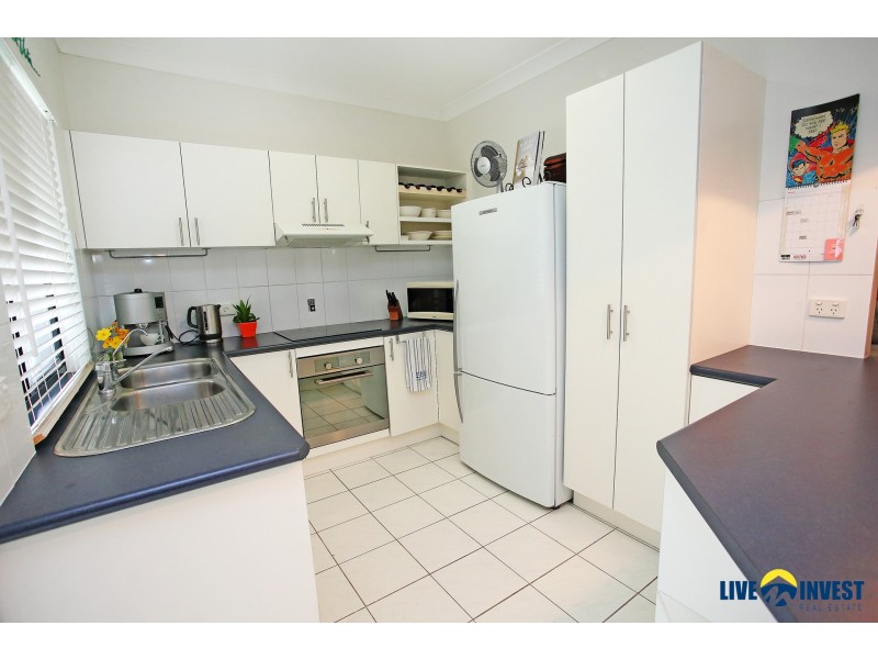 13 Crestbrook Drive, Mount Louisa QLD 4814