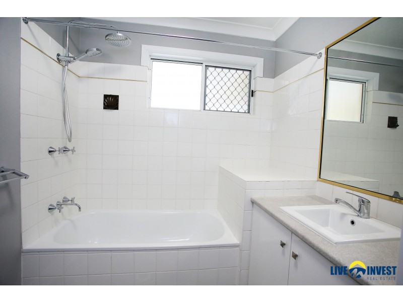2/27 Greenslade Street, West End QLD 4810