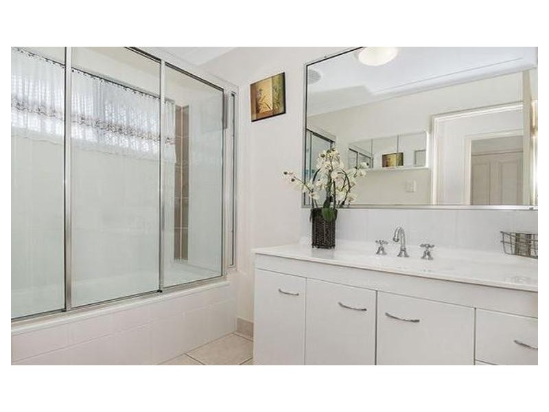 7 Strathburn Street, Mount Louisa QLD 4814