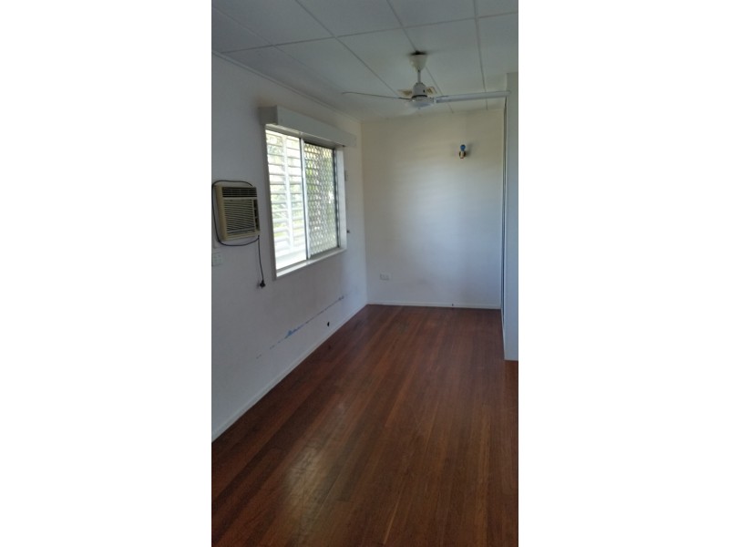 15 Mallee Street, Condon QLD 4815