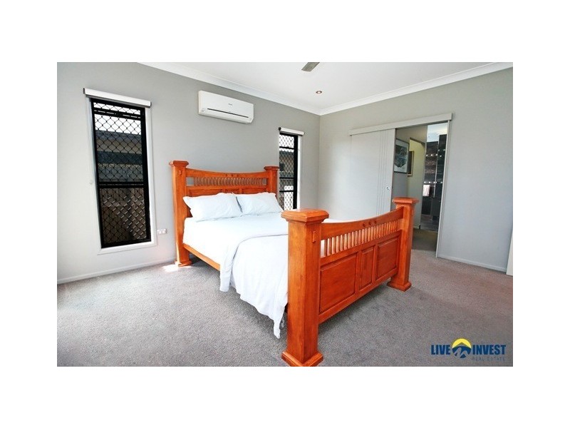 11 Beach Oak Drive, Mount Low QLD 4818