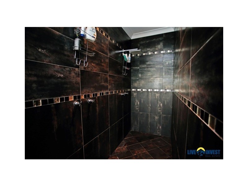 11 Beach Oak Drive, Mount Low QLD 4818