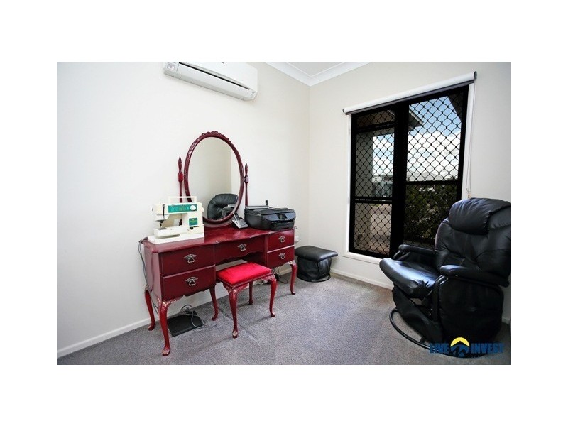 11 Beach Oak Drive, Mount Low QLD 4818