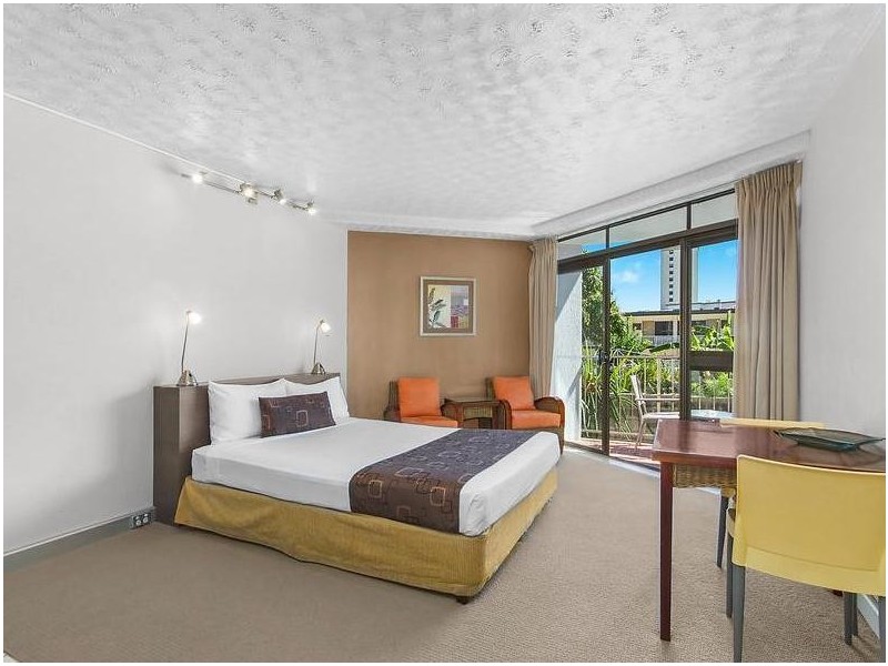 2/63 The Strand, North Ward QLD 4810