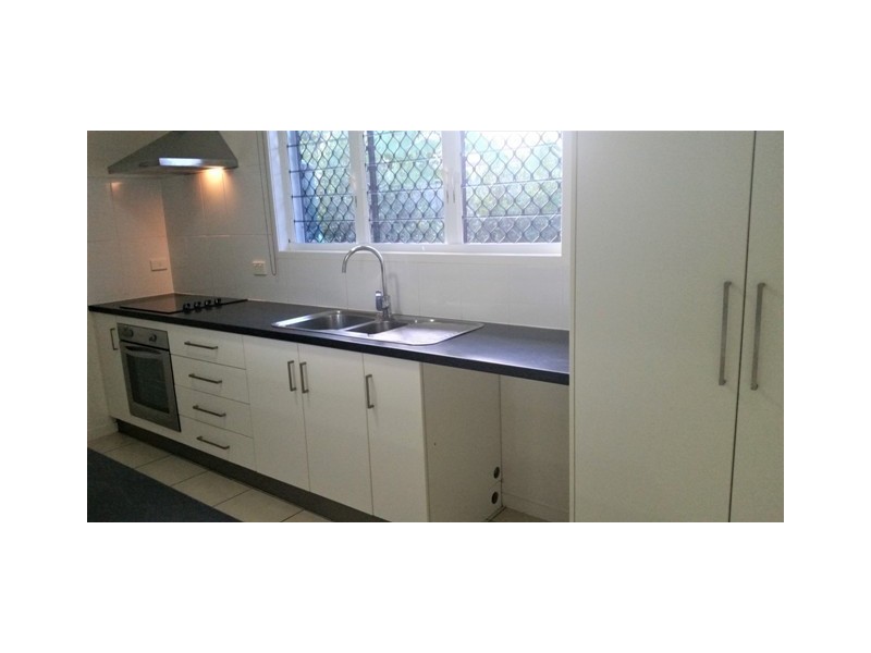 21B Lothair Street, Pimlico QLD 4812