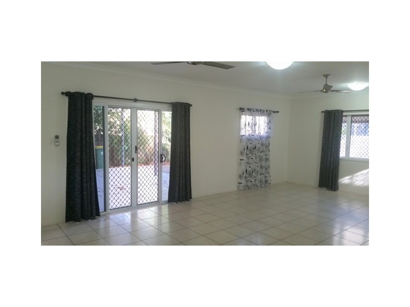 21B Lothair Street, Pimlico QLD 4812