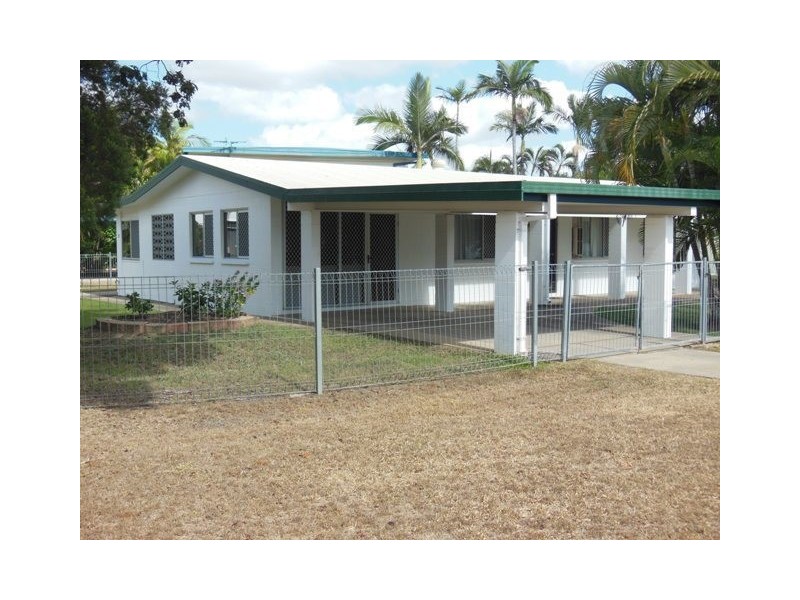 20 Adelong Drive, Cranbrook QLD 4814