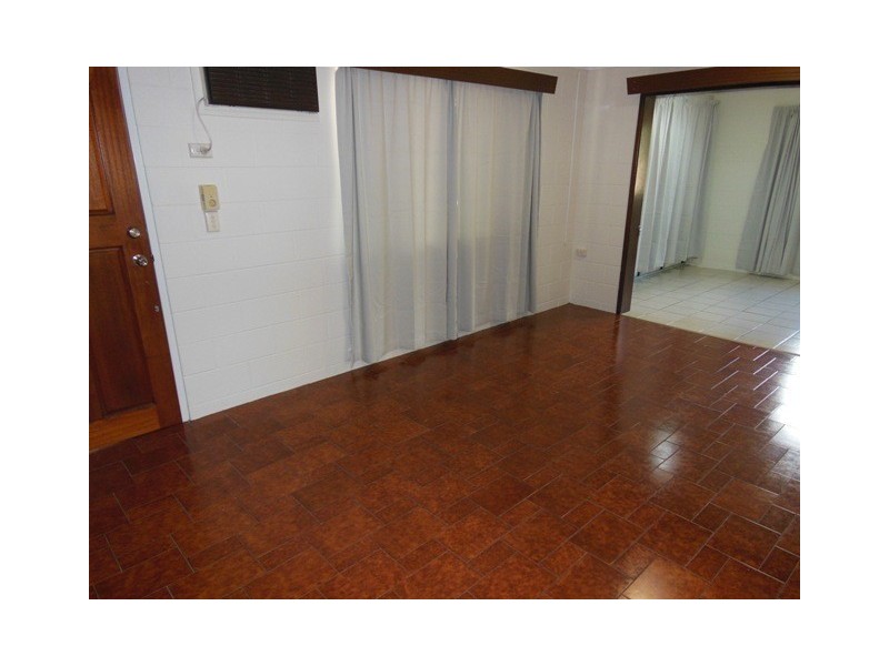 20 Adelong Drive, Cranbrook QLD 4814