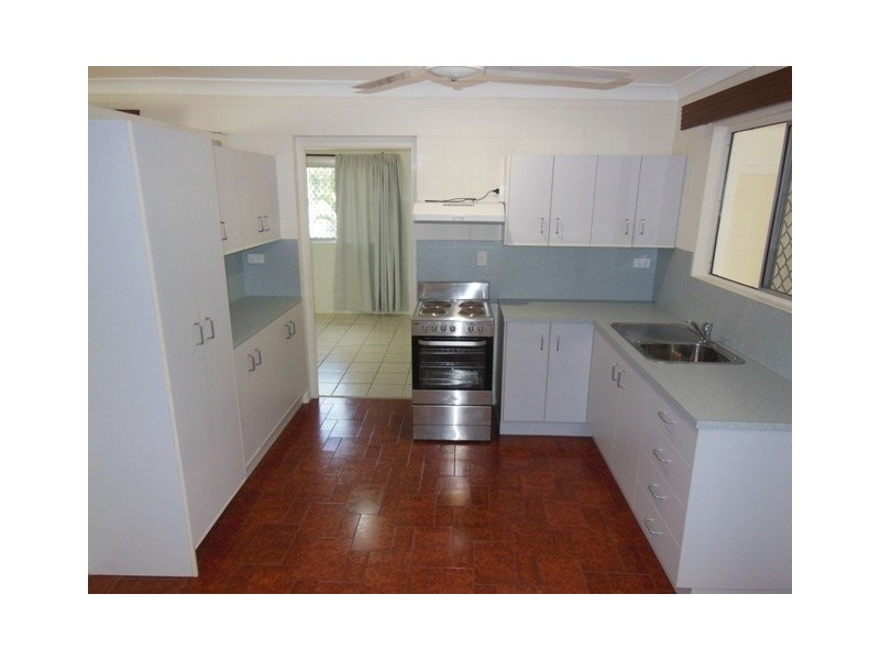 20 Adelong Drive, Cranbrook QLD 4814