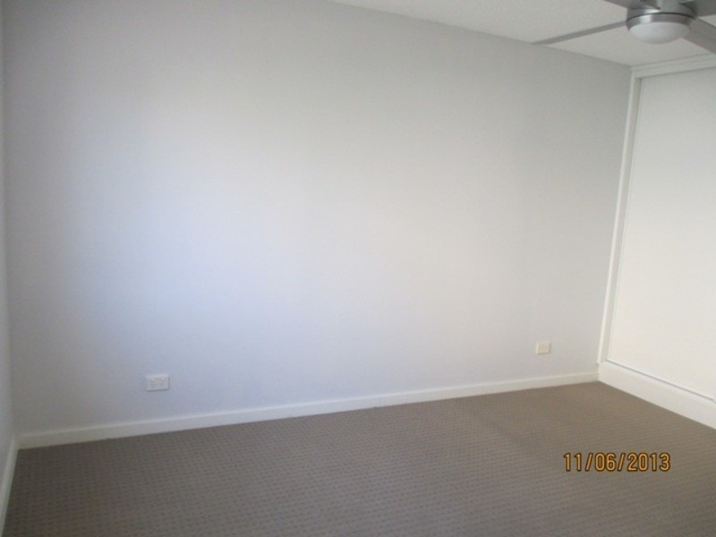 1/78 Eyre Street, North Ward QLD 4810