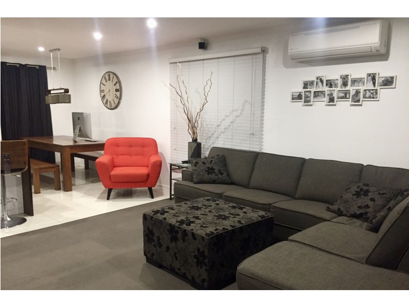 86 Banfield Drive, Mount Louisa QLD 4814