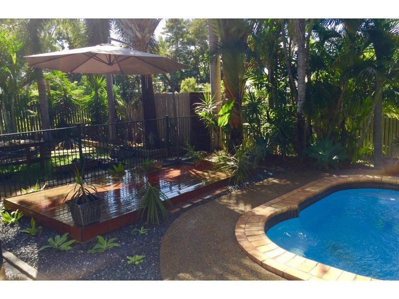 86 Banfield Drive, Mount Louisa QLD 4814