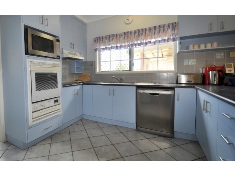 6 Mathiesen Street, Cranbrook QLD 4814