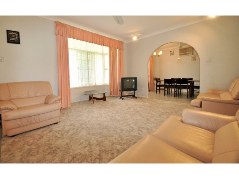 6 Mathiesen Street, Cranbrook QLD 4814