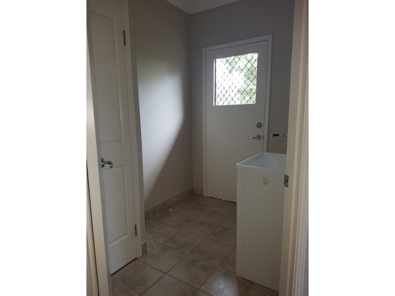 16 Columbia Way, Douglas QLD 4814