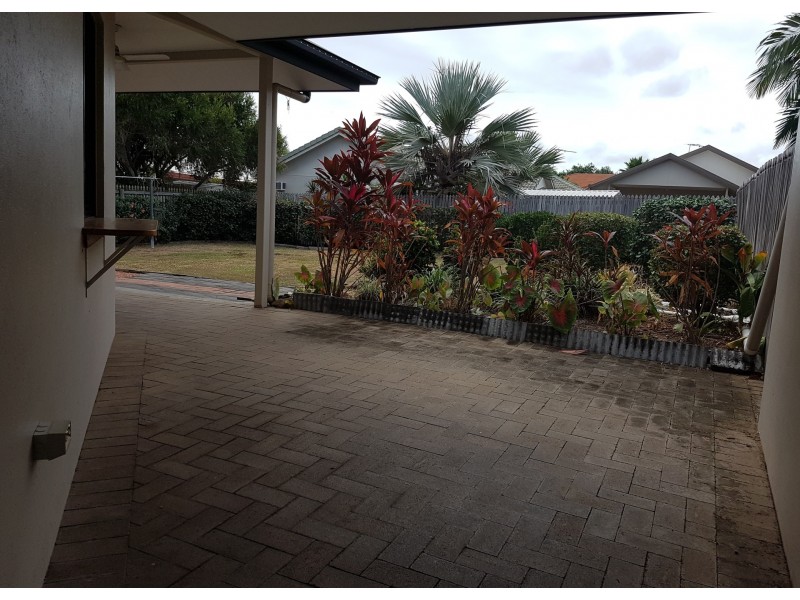 16 Columbia Way, Douglas QLD 4814