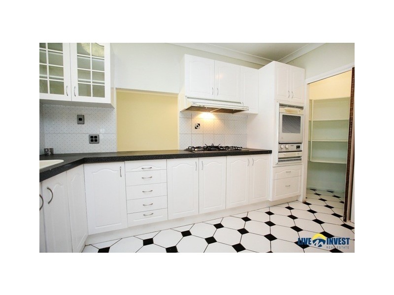 8 Macarthur Drive, Annandale QLD 4814