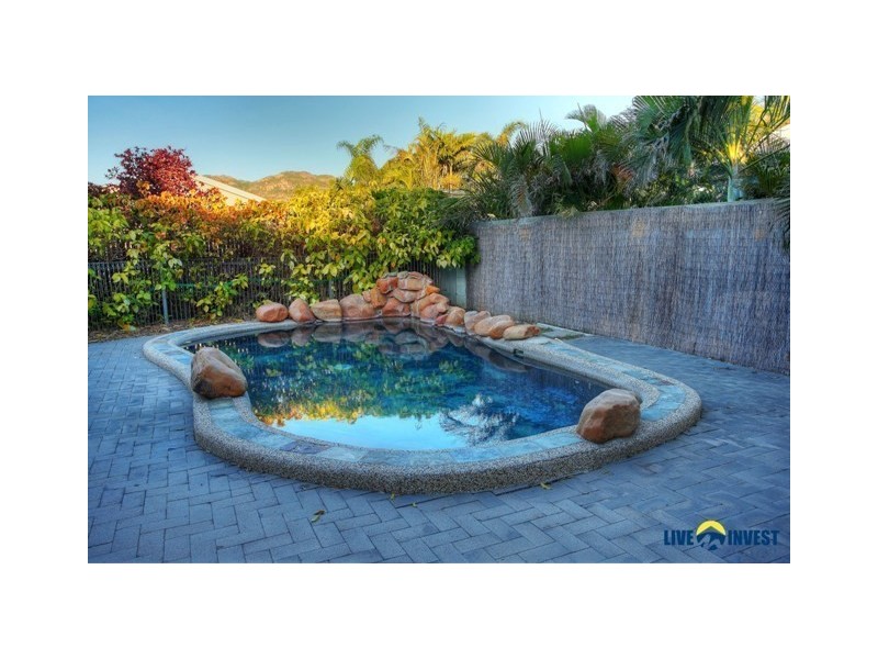 32 Leila Avenue, Rasmussen QLD 4815