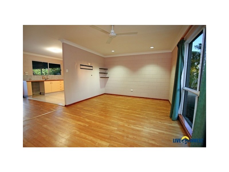 32 Leila Avenue, Rasmussen QLD 4815