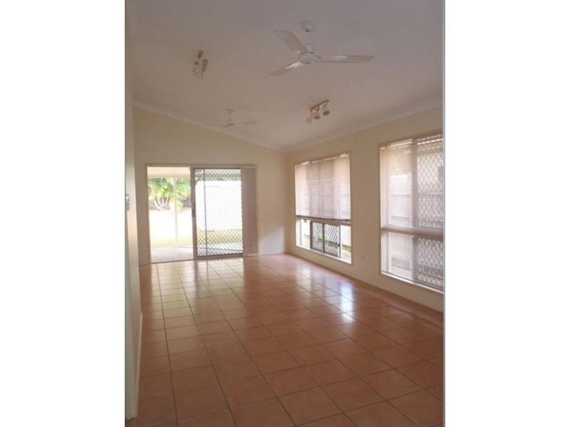 49 Southern Cross Circuit, Douglas QLD 4814