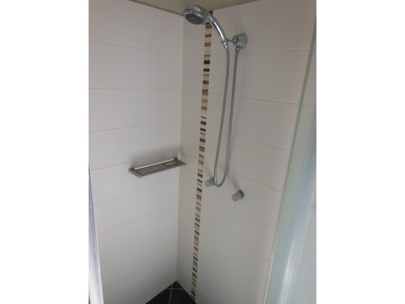 70 St Albans Road, Mount Louisa QLD 4814