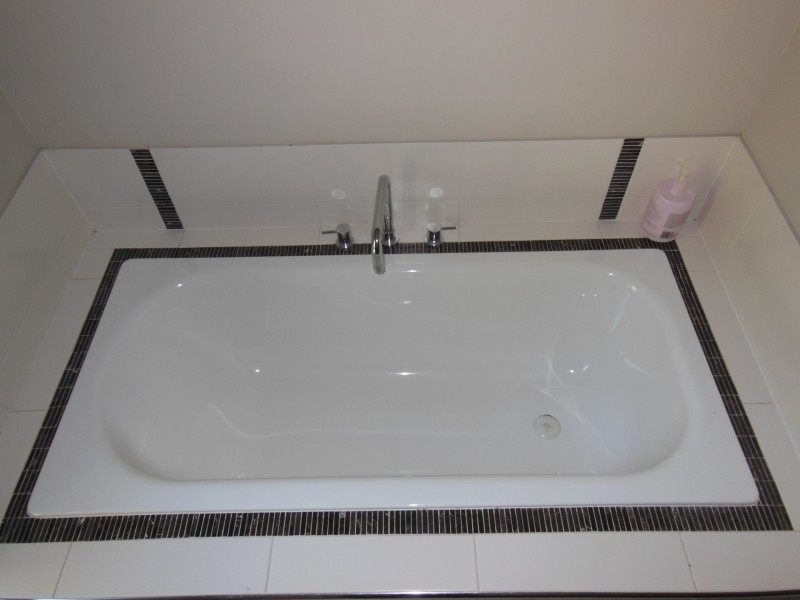 70 St Albans Road, Mount Louisa QLD 4814