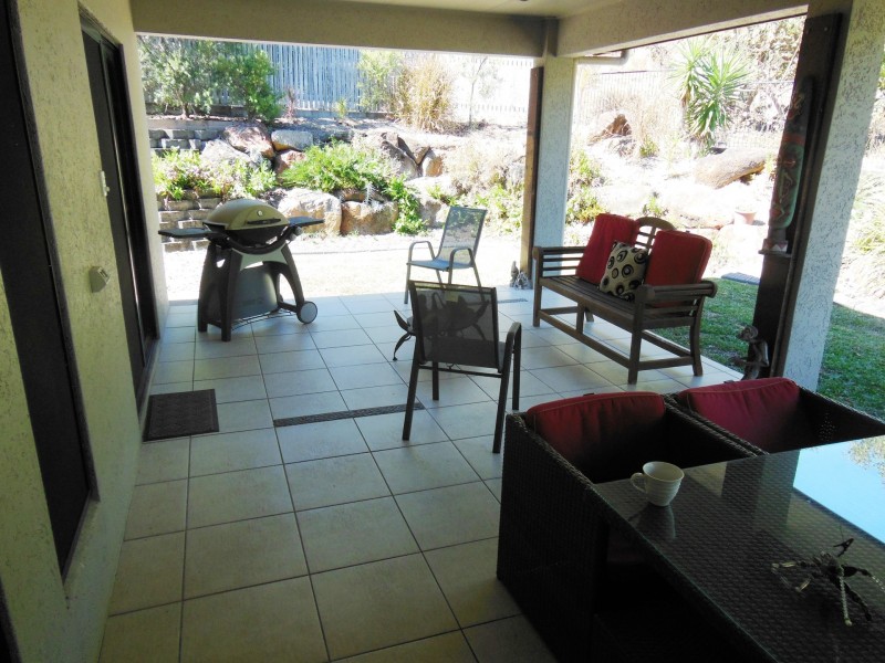 70 St Albans Road, Mount Louisa QLD 4814