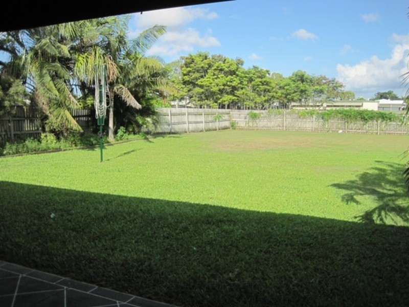 21 Spruce Street, Kirwan QLD 4817