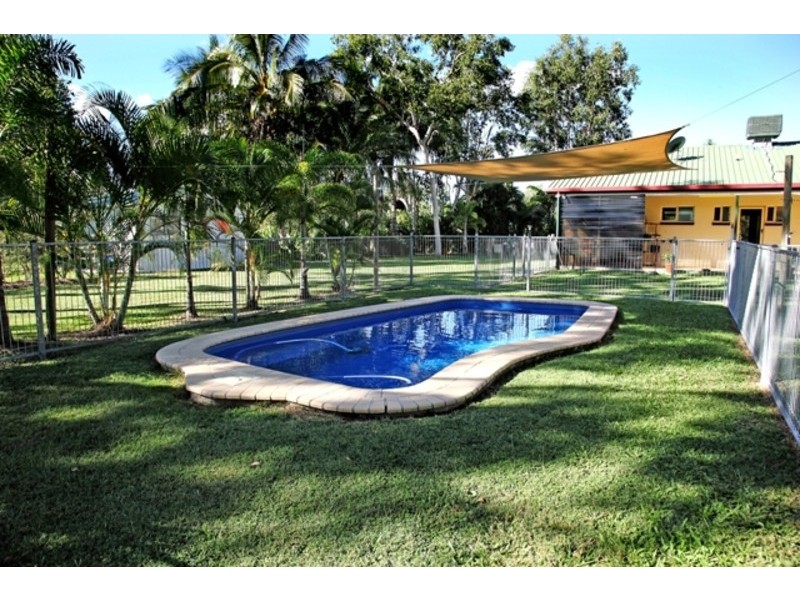 233 Kelso Drive, Kelso QLD 4815