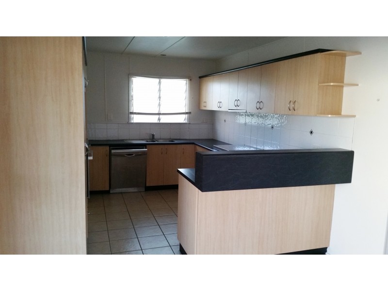 14 Crocker Street, Heatley QLD 4814