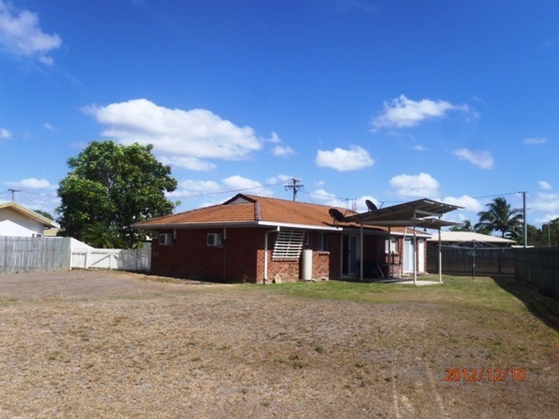 12 Josephine Crescent, Rasmussen QLD 4815