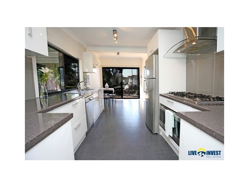 21 Illoura Street, Cranbrook QLD 4814