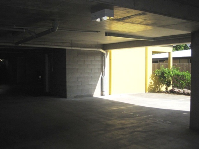 1/11 Crauford Street, West End QLD 4810