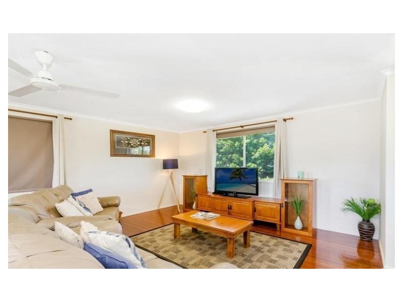 8 Bligh Street, Kirwan QLD 4817