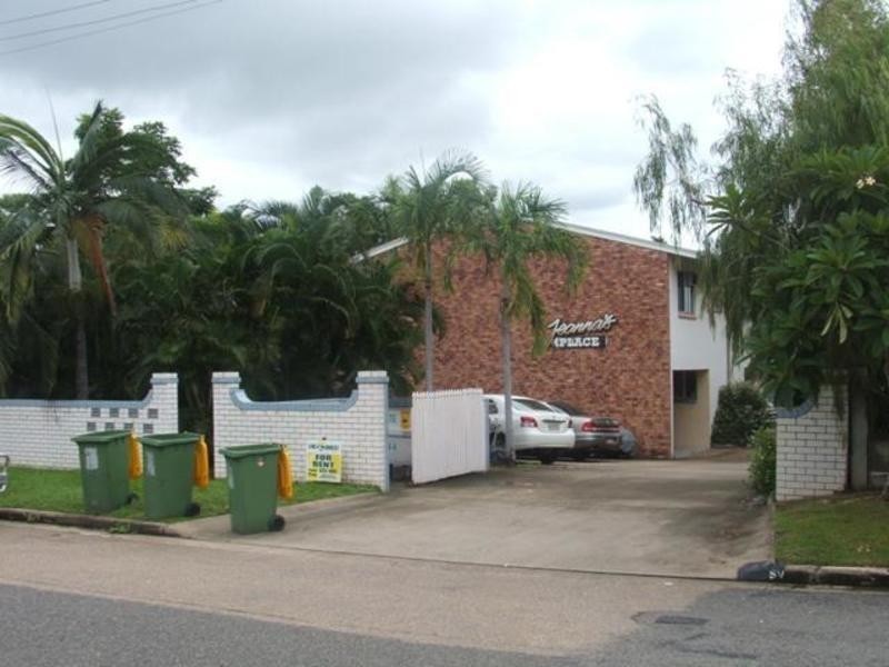 1/6 Mary Street, West End QLD 4810