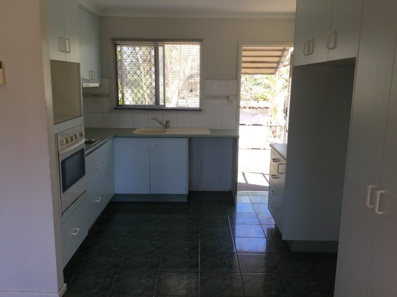 49 Renecol Avenue, Rasmussen QLD 4815