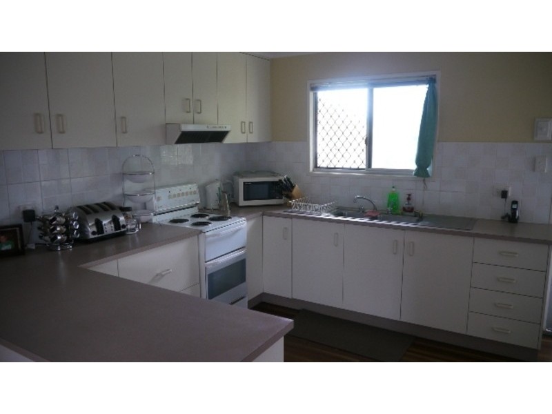 9 Tangorin Street, Kirwan QLD 4817