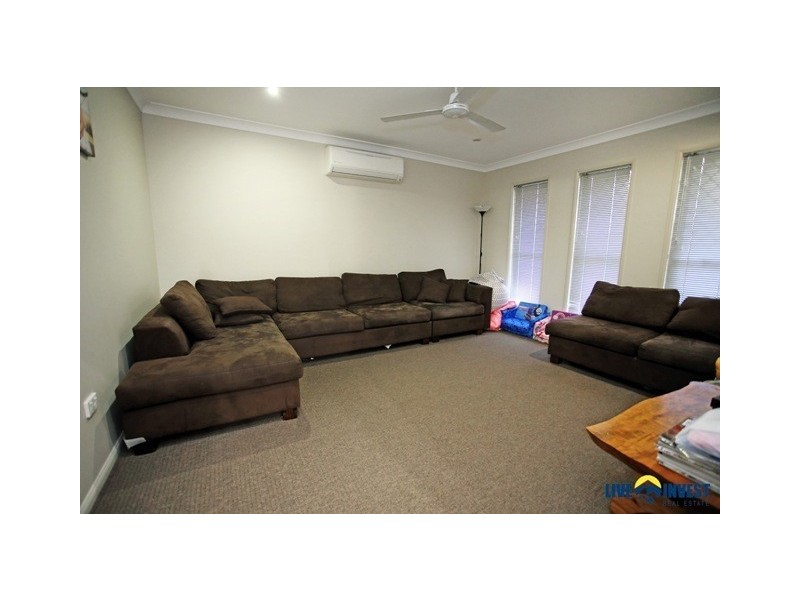 1 South Beck Drive, Rasmussen QLD 4815