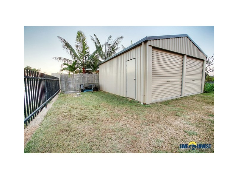 1 South Beck Drive, Rasmussen QLD 4815