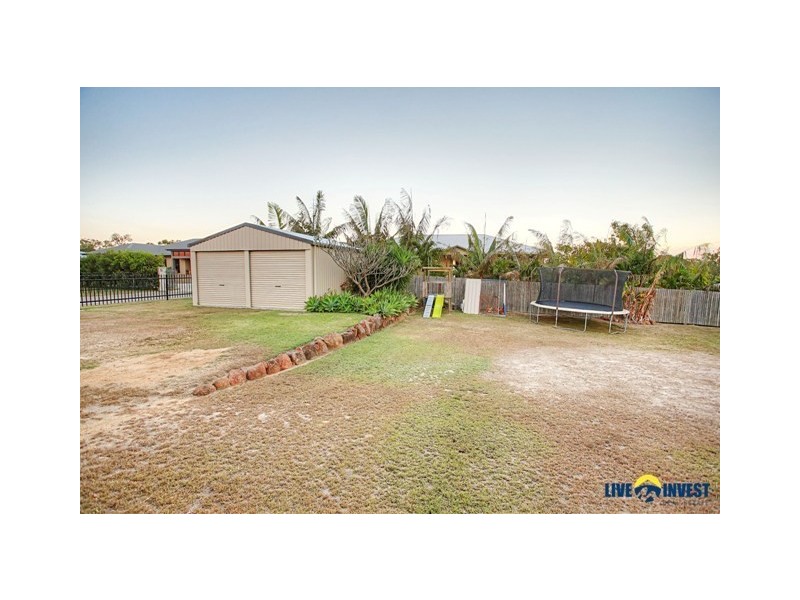 1 South Beck Drive, Rasmussen QLD 4815