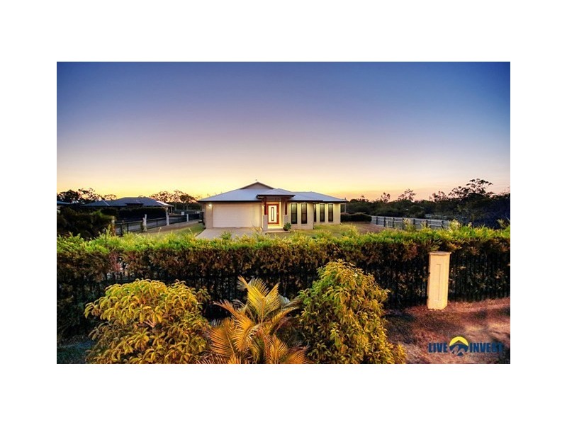 1 South Beck Drive, Rasmussen QLD 4815