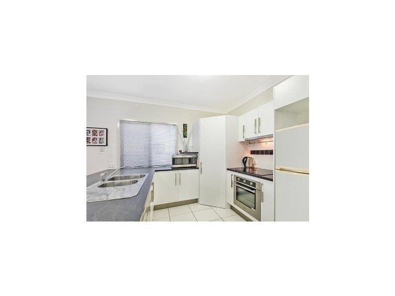 36 Kroymans Drive, Mount Louisa QLD 4814