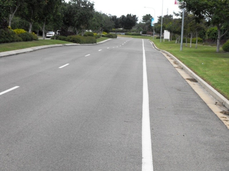 8 Fontwell Crescent, Mount Low QLD 4818