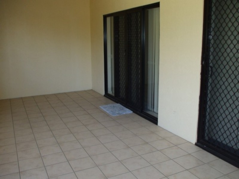 14/18 – 30 Sir Leslie Thiess Drive, Townsville City QLD 4810