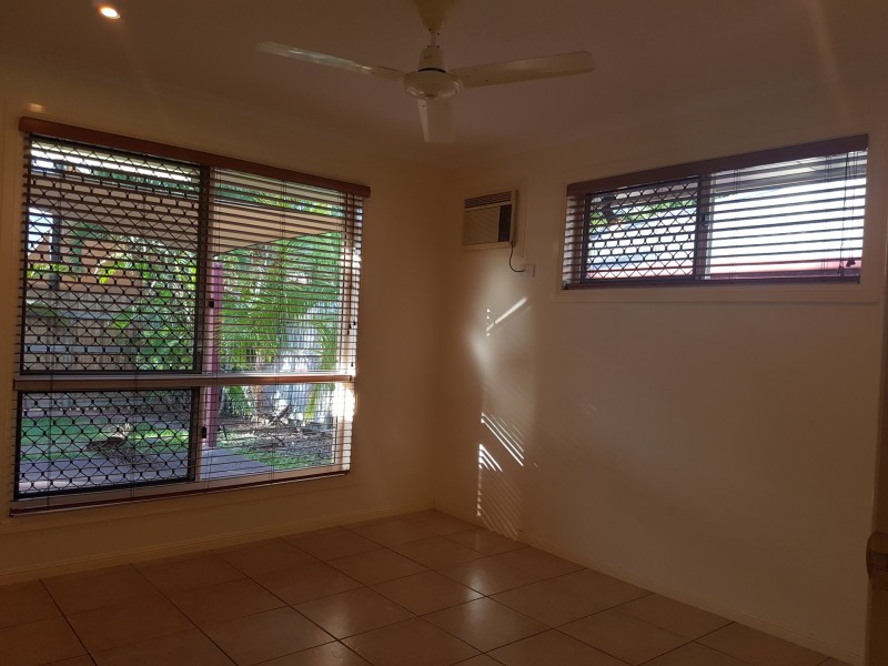 4 Carallia Place, Douglas QLD 4814