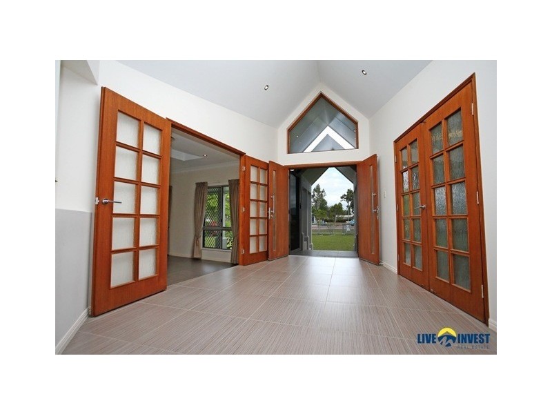 6 Caspian Court, Kelso QLD 4815